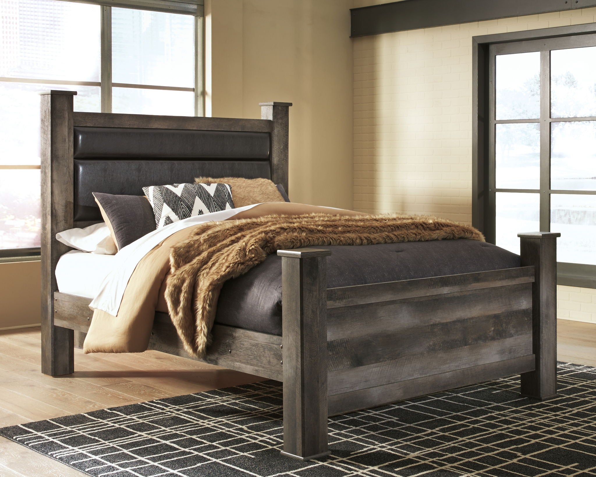 Wynnlow - Poster Bed - Urban Living Furniture (Los Angeles, CA)