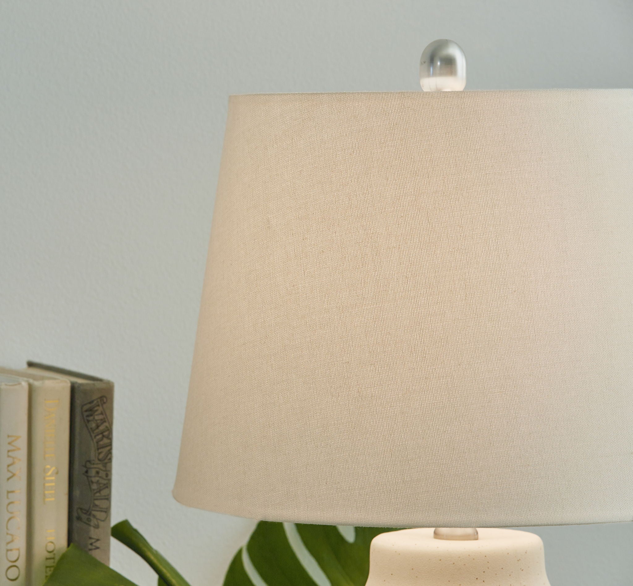 Afener - Blue / Beige - Ceramic Table Lamp (Set of 2) - Urban Living Furniture (Los Angeles, CA)