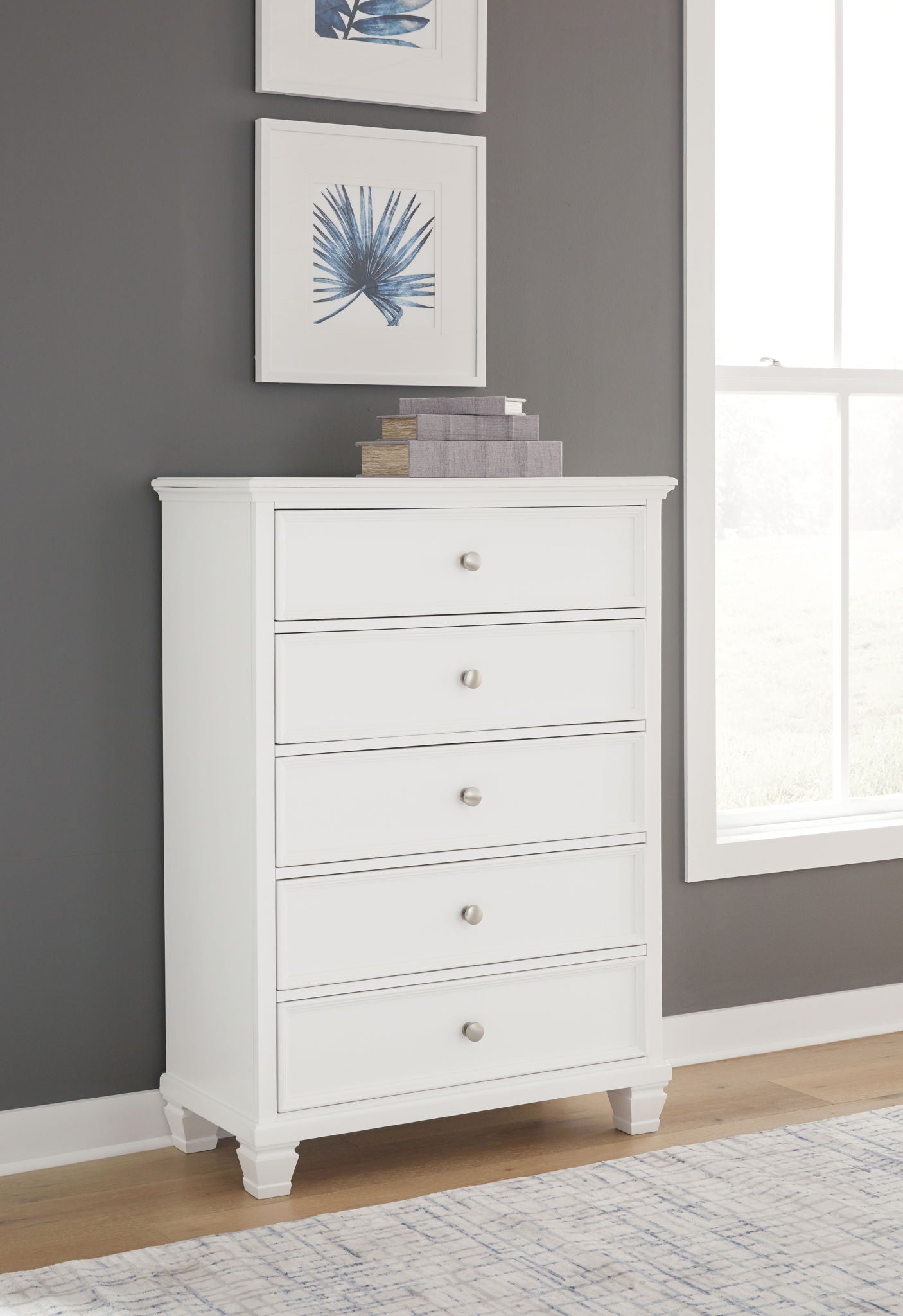 Fortman - White - Five Drawer Chest - Urban Living Furniture (Los Angeles, CA)