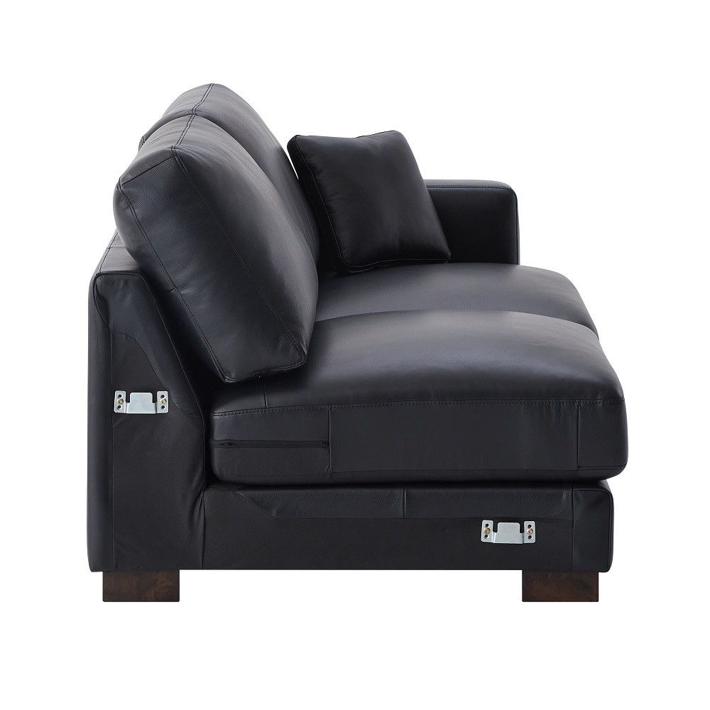 Geralyn - Sectional Sofa With 2 Pillows - Black - Urban Living Furniture (Los Angeles, CA)