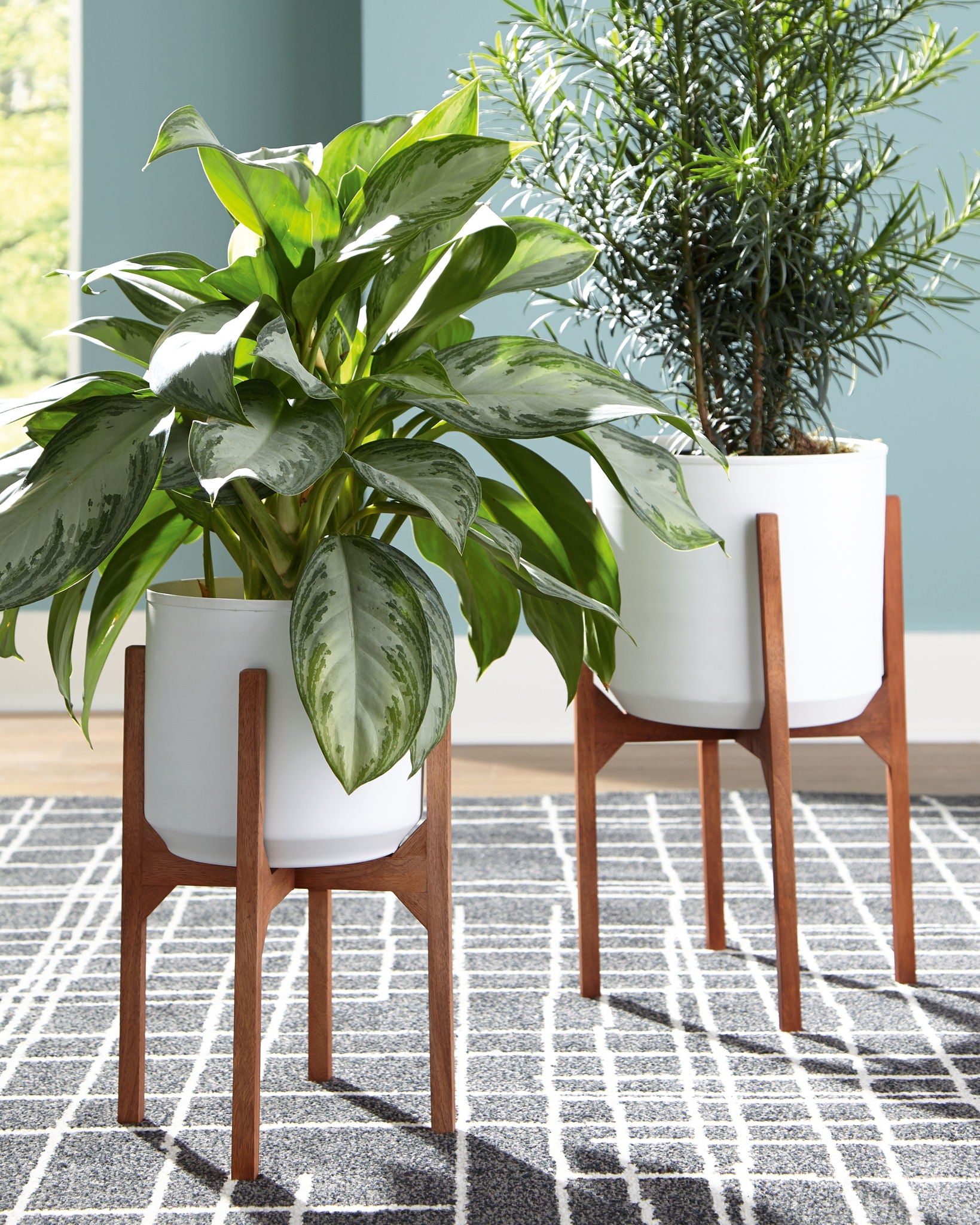 Dorcey - White / Brown - Planter Set (Set of 2) - Urban Living Furniture (Los Angeles, CA)