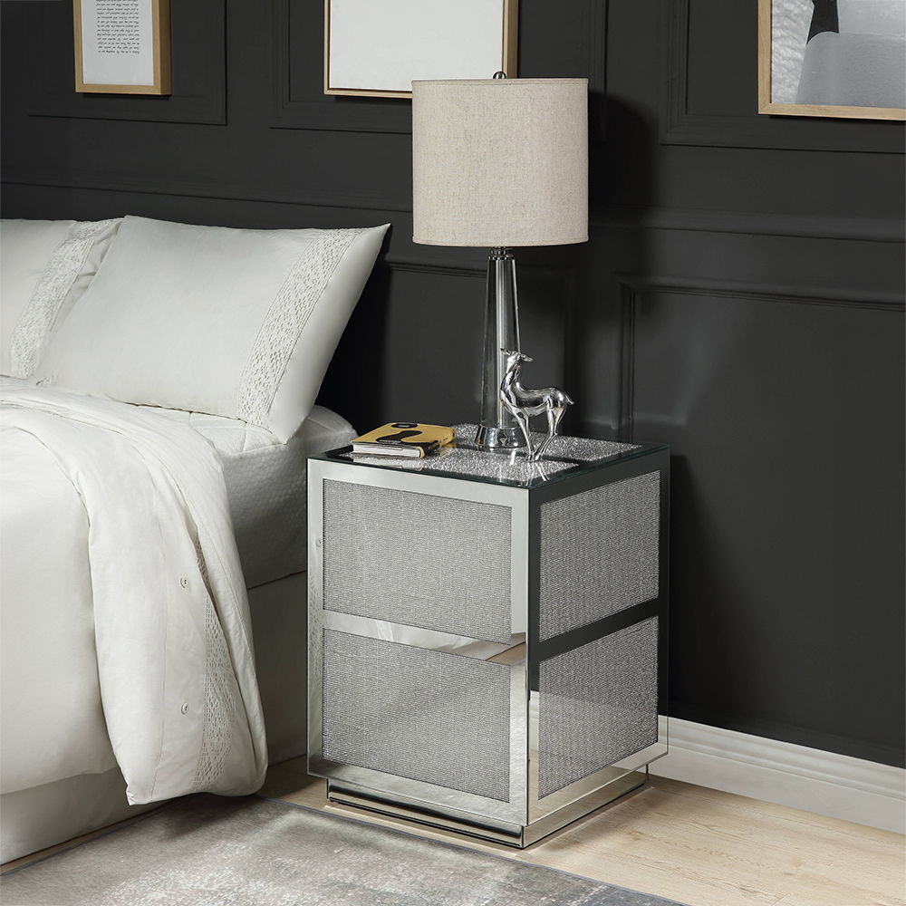 Noralie - 18" End Table With Faux Diamonds - Mirrored - Urban Living Furniture (Los Angeles, CA)