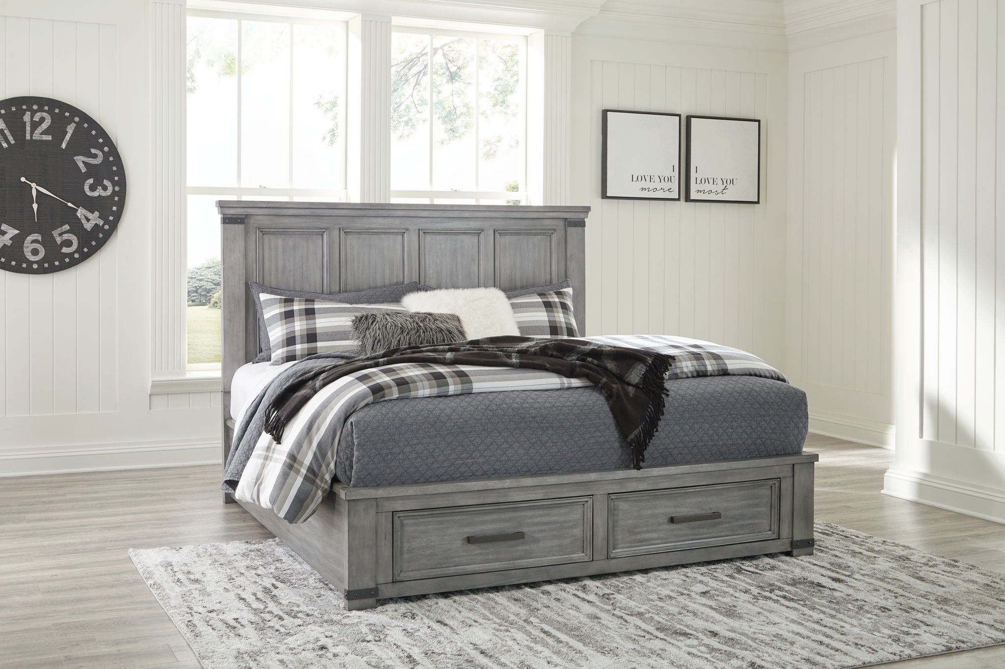 Russelyn - Storage Bed - Urban Living Furniture (Los Angeles, CA)