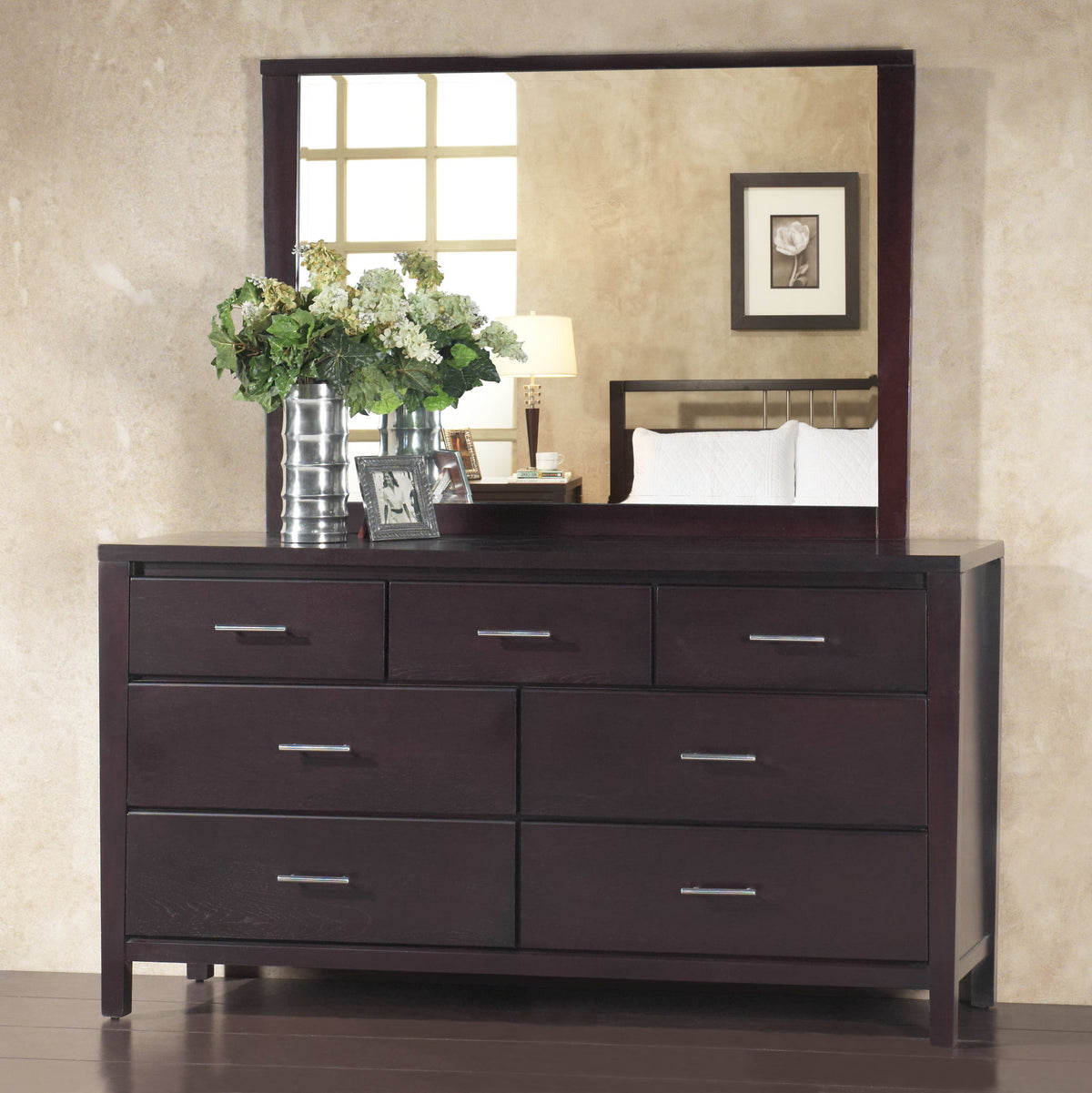 Nevis - Seven Drawer Dresser - Espresso (2024)