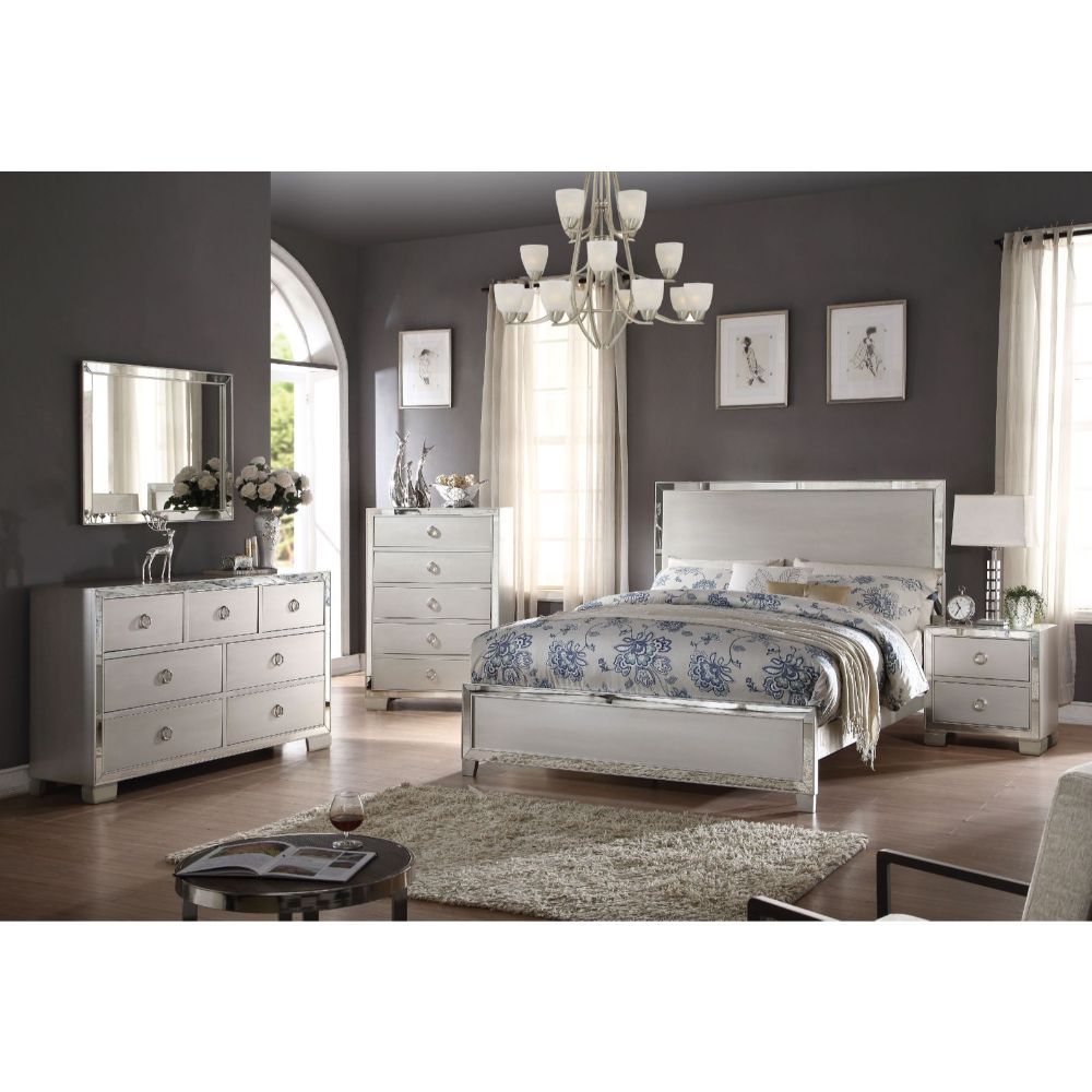 Voeville II - Bed (Wooden HB) - Urban Living Furniture (Los Angeles, CA)