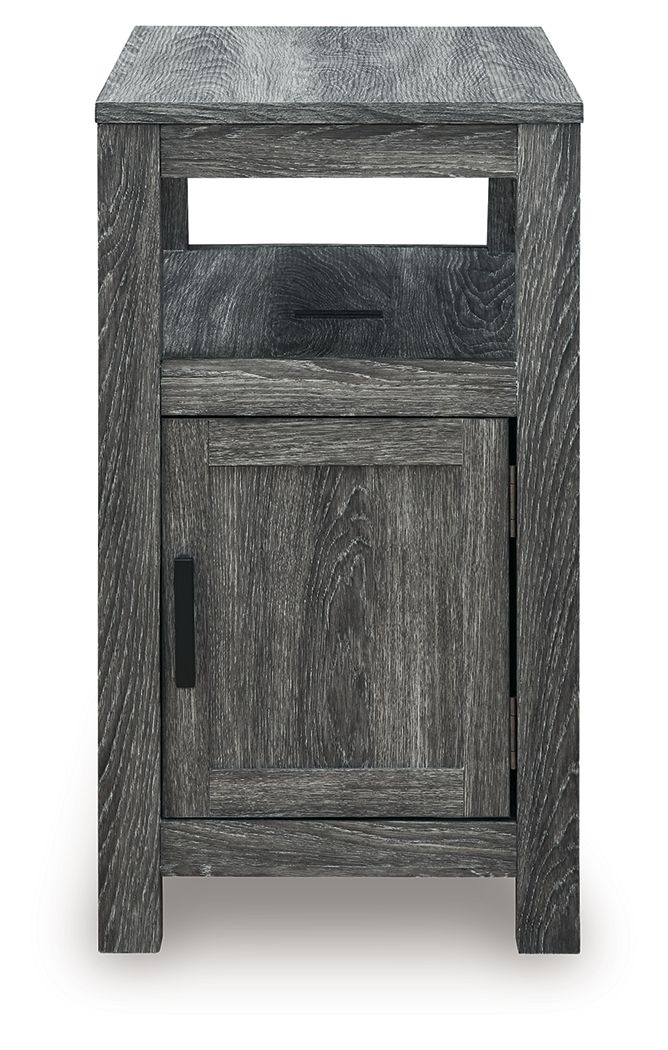 Fendenmore - Chair Side End Table - Urban Living Furniture (Los Angeles, CA)