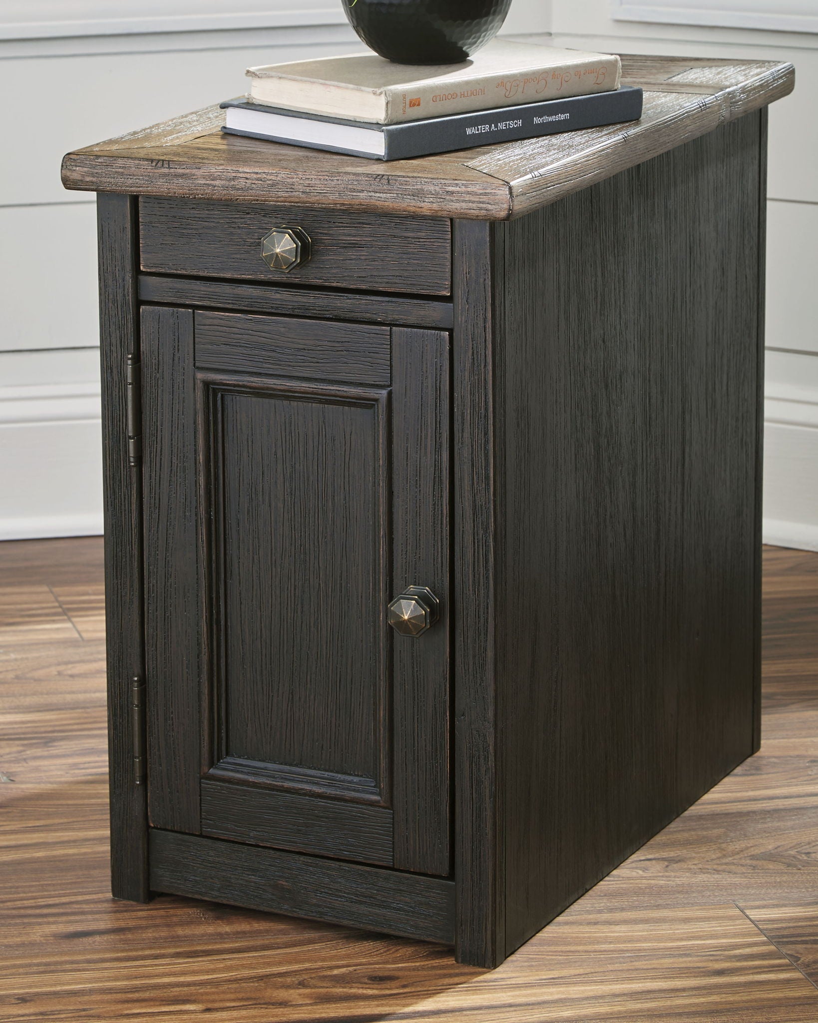 Tyler Creek - Grayish Brown / Black - Chair Side End Table - Urban Living Furniture (Los Angeles, CA)