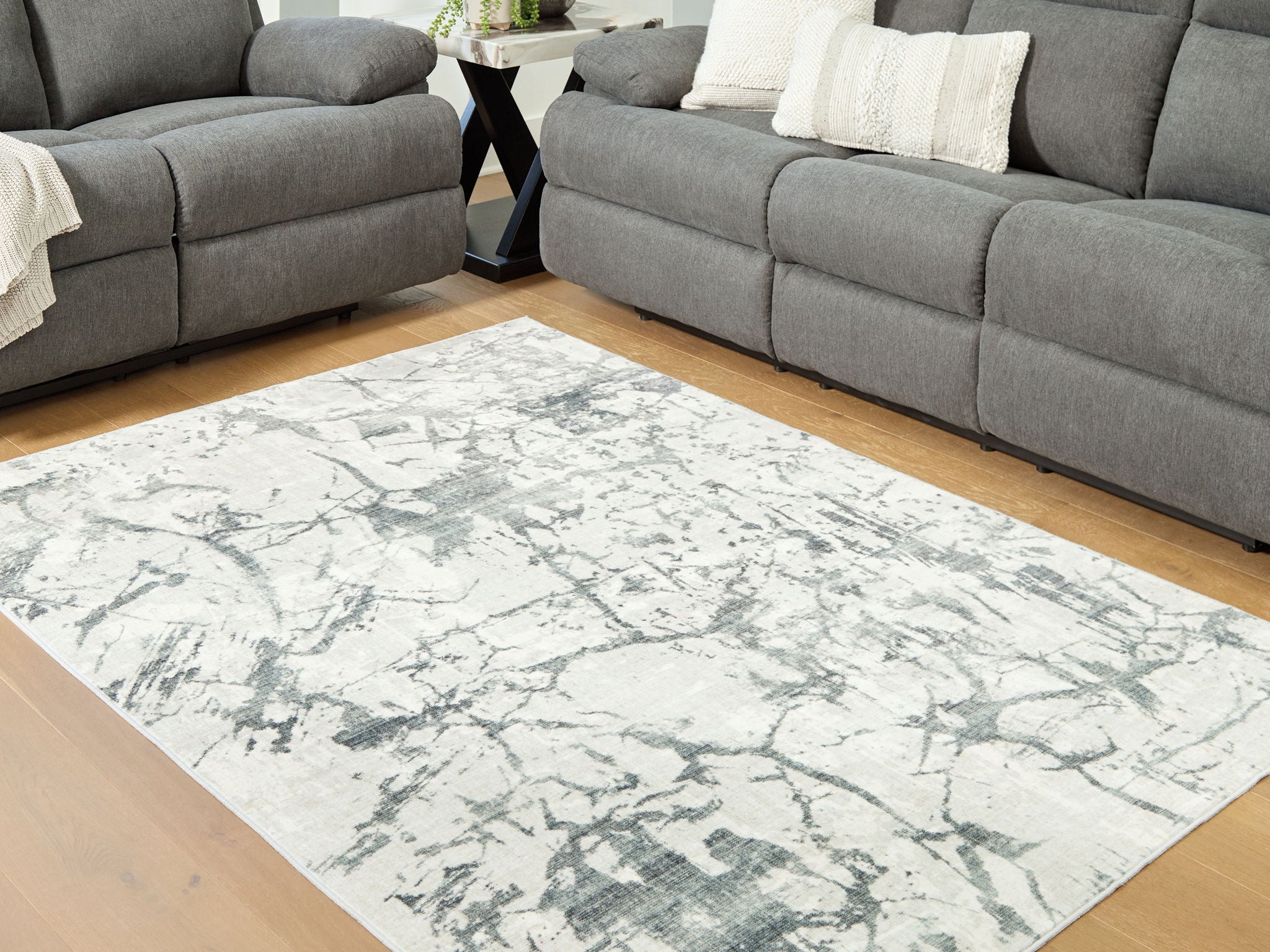 Tobinbury - Washable Rug - Urban Living Furniture (Los Angeles, CA)