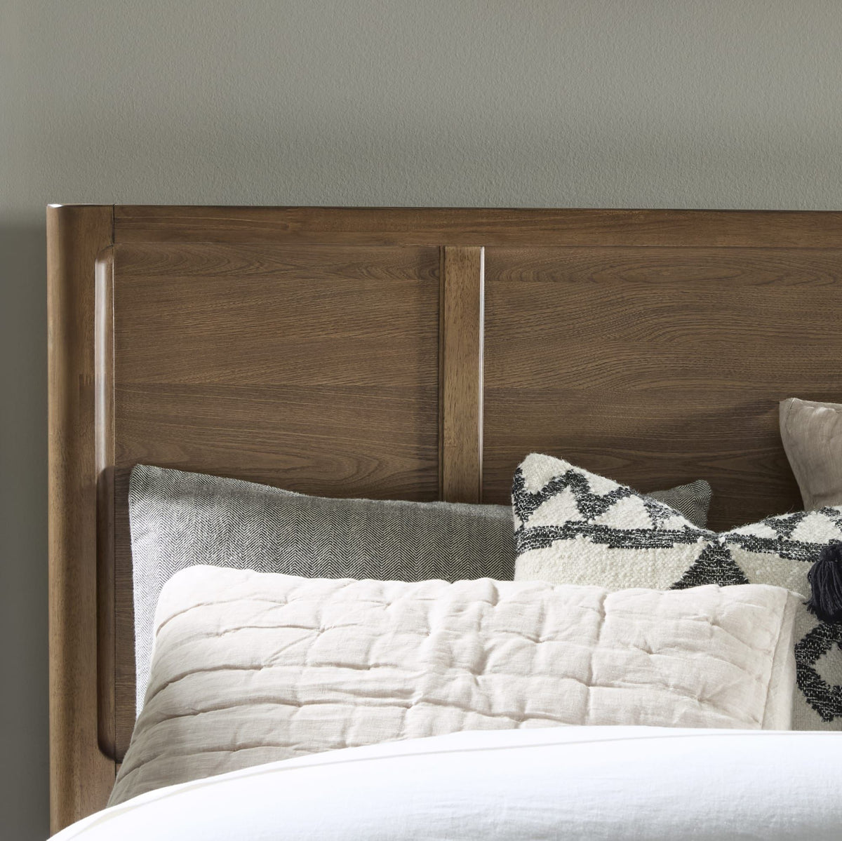 Morris - Wooden Bed