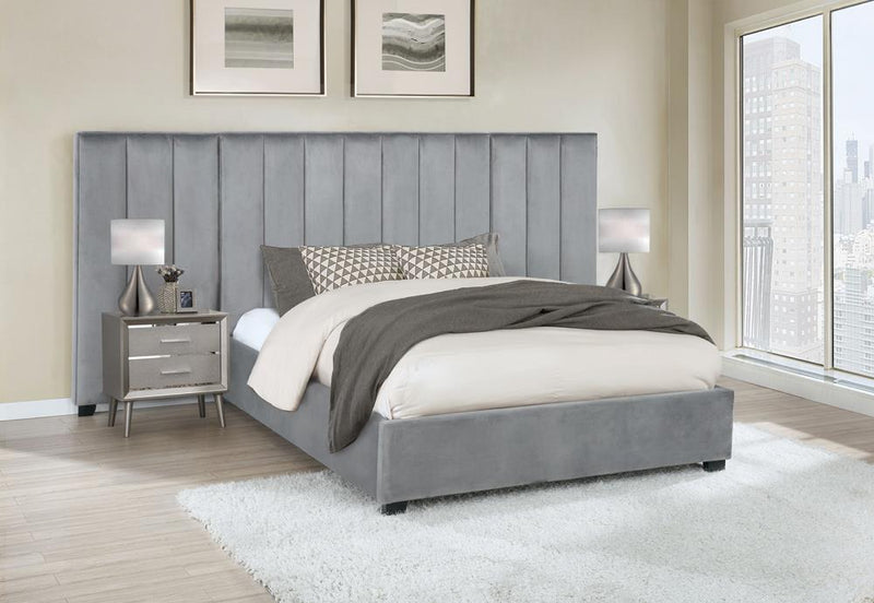 G306070 Queen Bed - Urban Living Furniture (Los Angeles, CA)