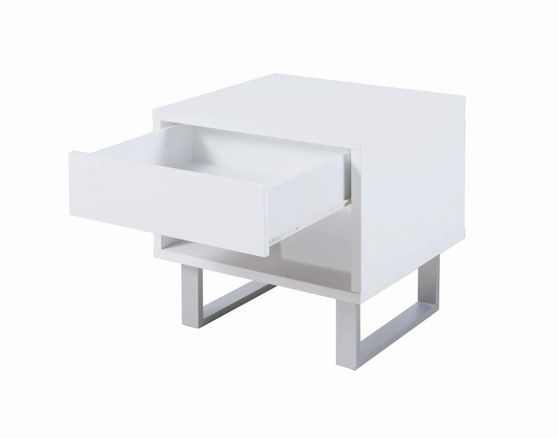 G705698 Contemporary Glossy White End Table - Urban Living Furniture (Los Angeles, CA)