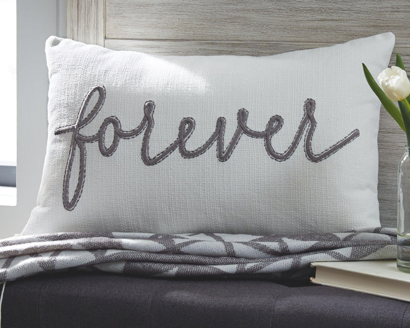 Forever - Pillow (4/cs)