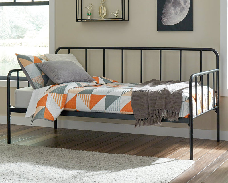 Trentlore Twin Metal Day Bed with Platform image